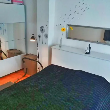 Emi Apartment *