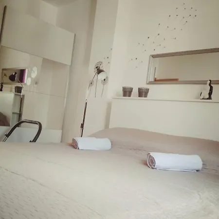 Emi Apartment *